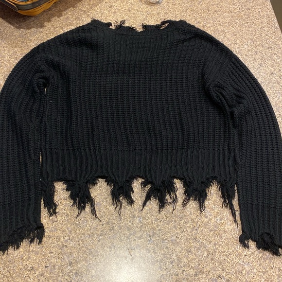 Windsor Black Knot Fringe Black Sweater XS - Picture 10 of 15